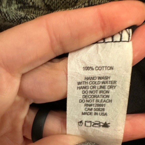 Y2K Vibes Vanilla Sugar Black and Green Long Sleeve Paisley Top 2X - Picture 3 of 5